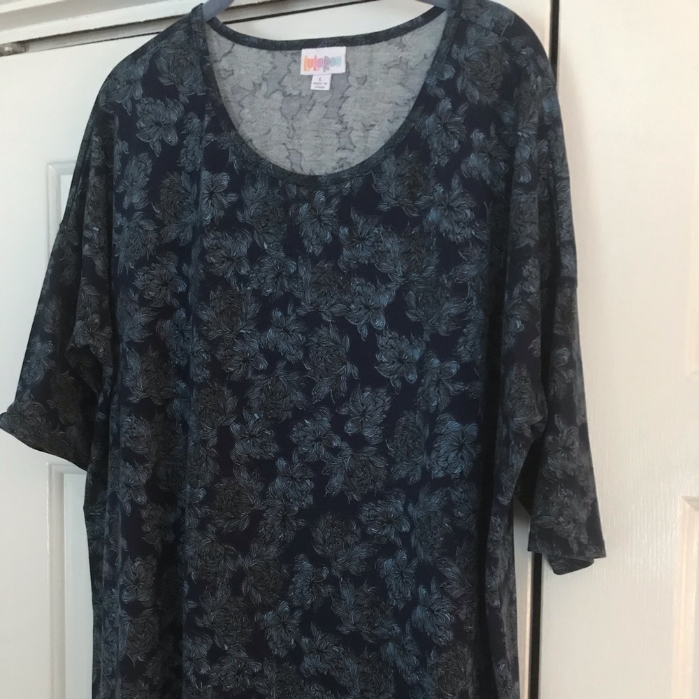 Lularoe Irma Tunic size Large